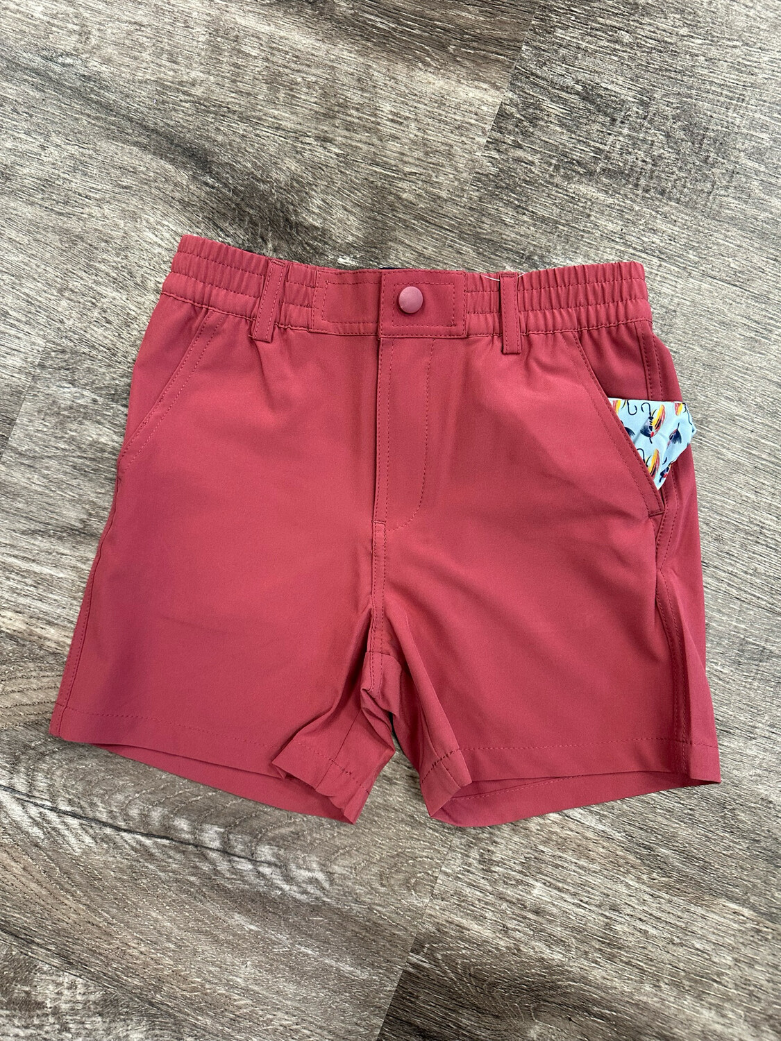 Youth Everyday Short- Earth red/ Lures