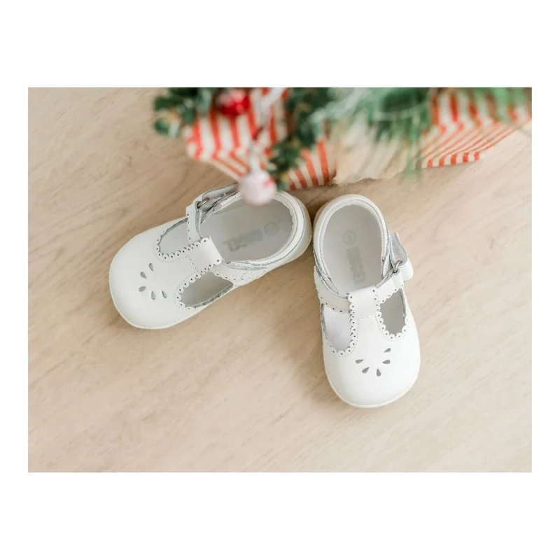 H210 - White