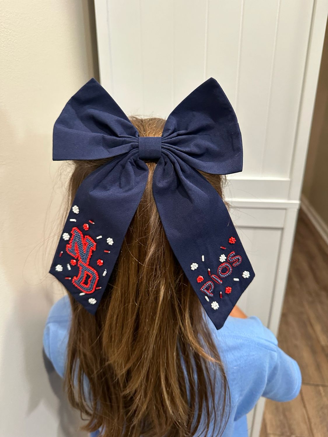 Beaded ND Pio Bow