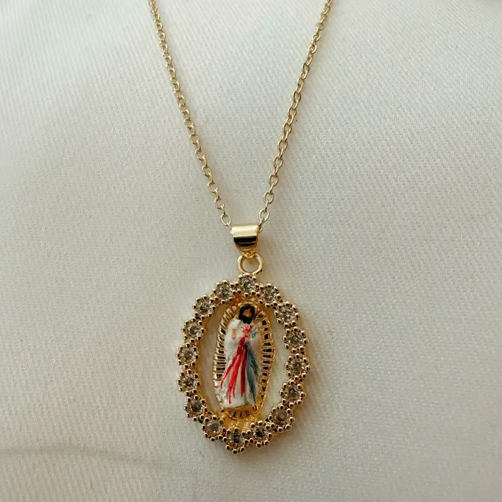 Jesus in Divine Mercy Necklace 