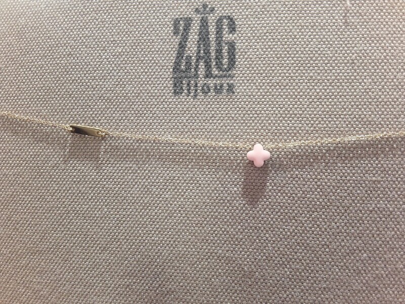Collier sac bijoux  petit trèfle rose