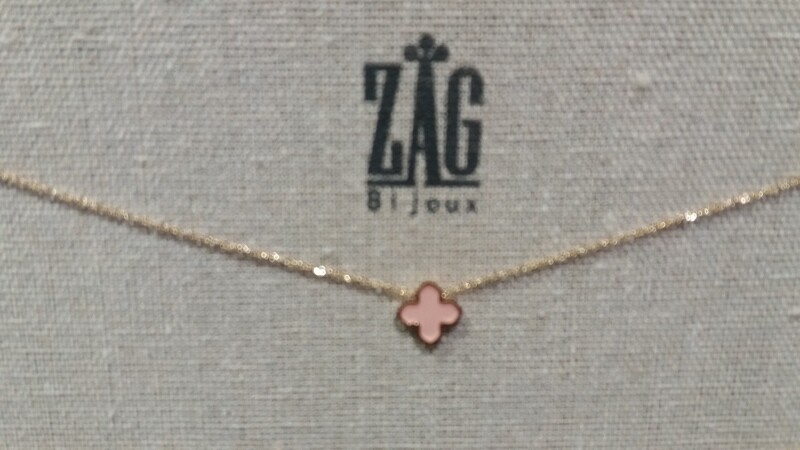 Collier doré  zag