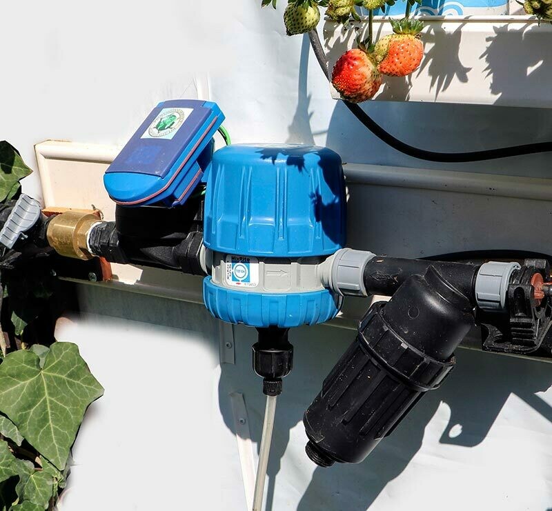 FertyMini S – Compact Fertigation Unit for Precise Nutrient Delivery in Small-Scale Agriculture
