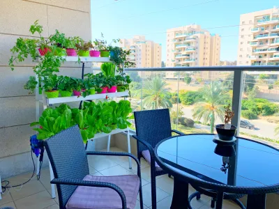 DIY Urban Automated Cultivation Facility GOLDA© – Compact Growing System
