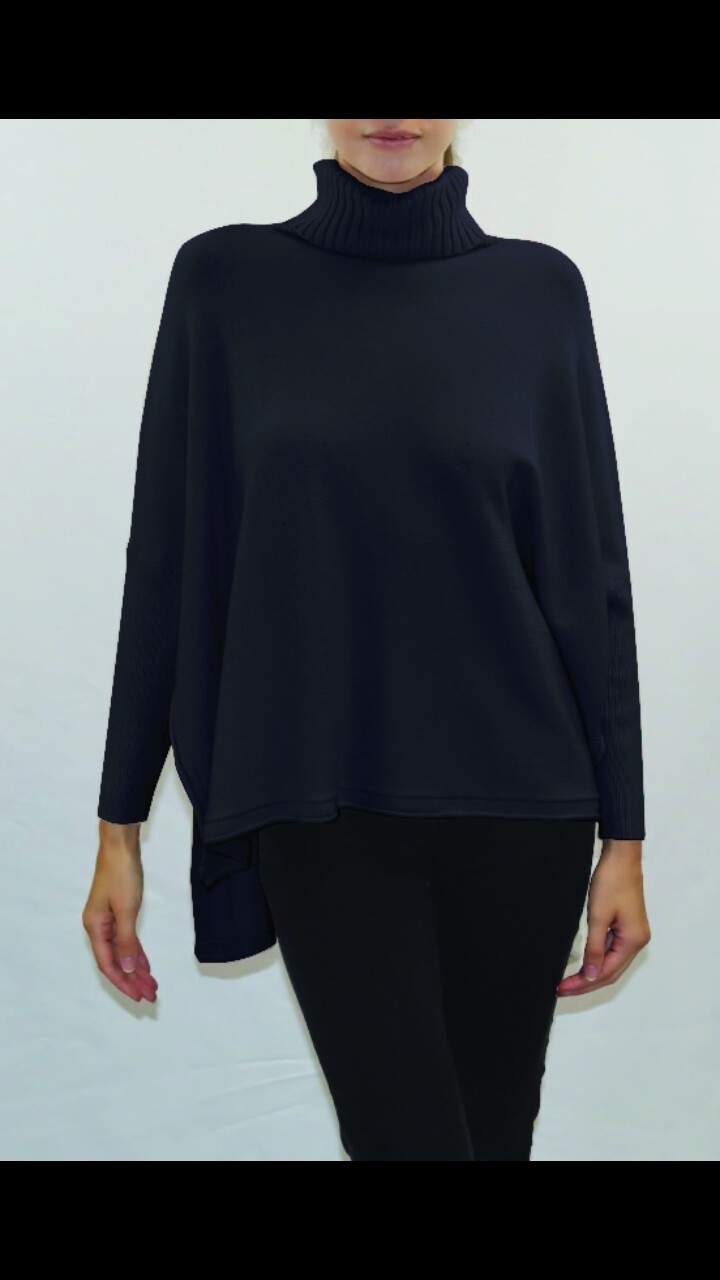 Poncho with sleeves
