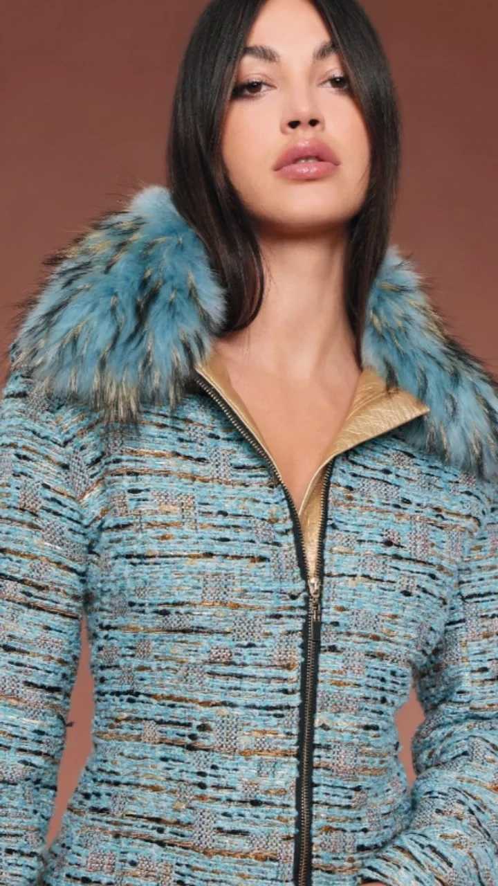 Blue tweed fox collar jacket