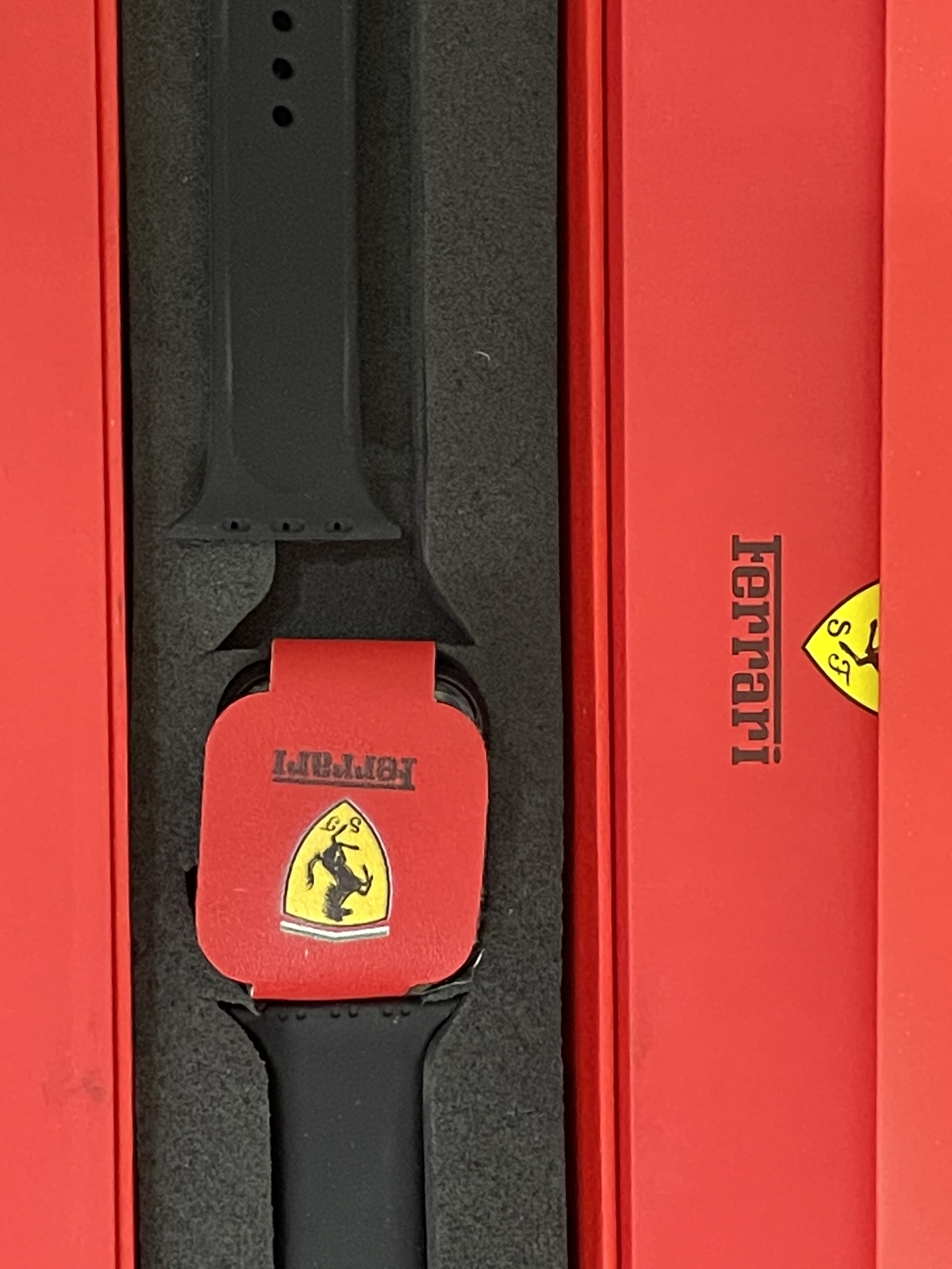Apple watch online ferrari edition