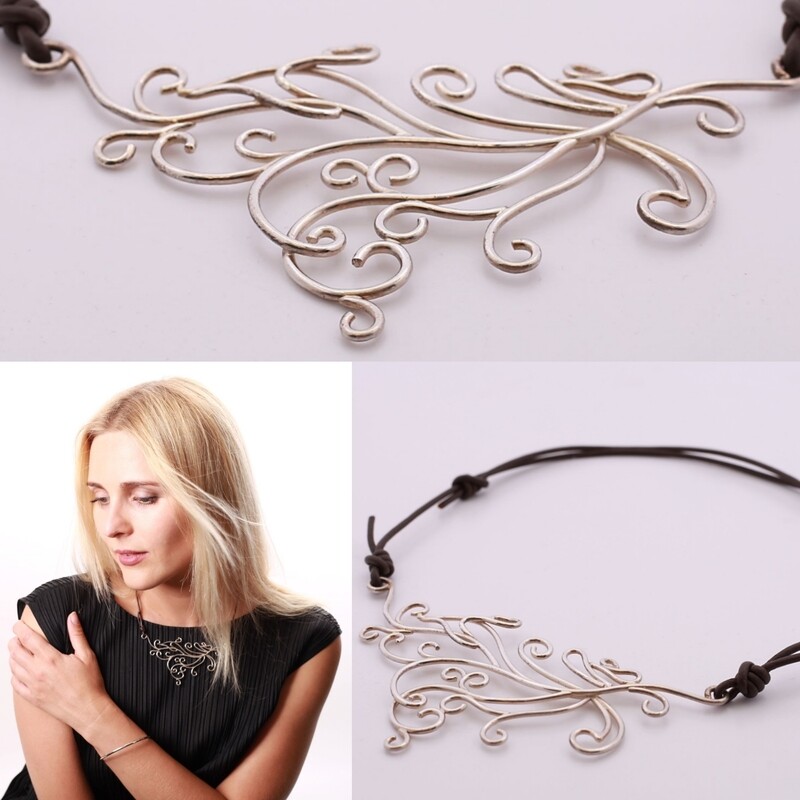 Collier Passiflore en argent massif