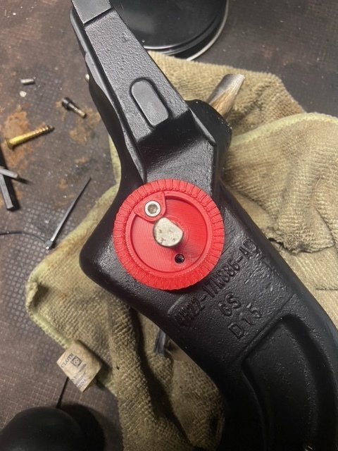 Adjustable tow Hitch Gear