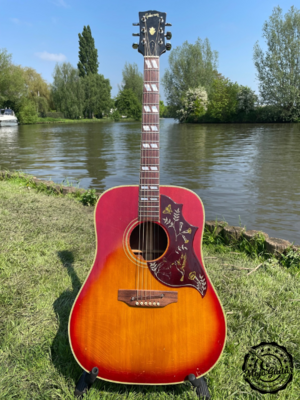 _1968 Gibson Hummingbird sunburst with its original case (SOLD)