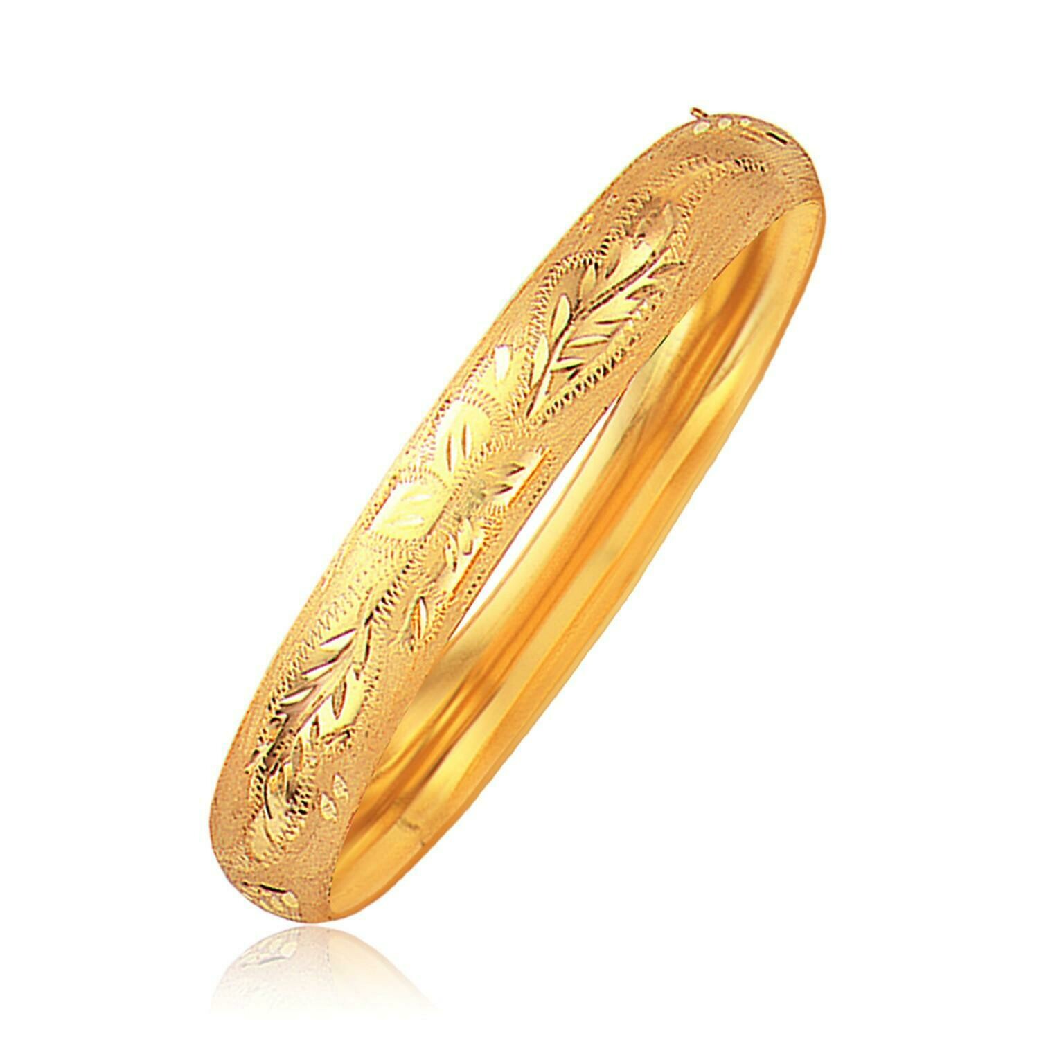Classic Floral Carved Bangle in 14k Yellow Gold (10.0mm)