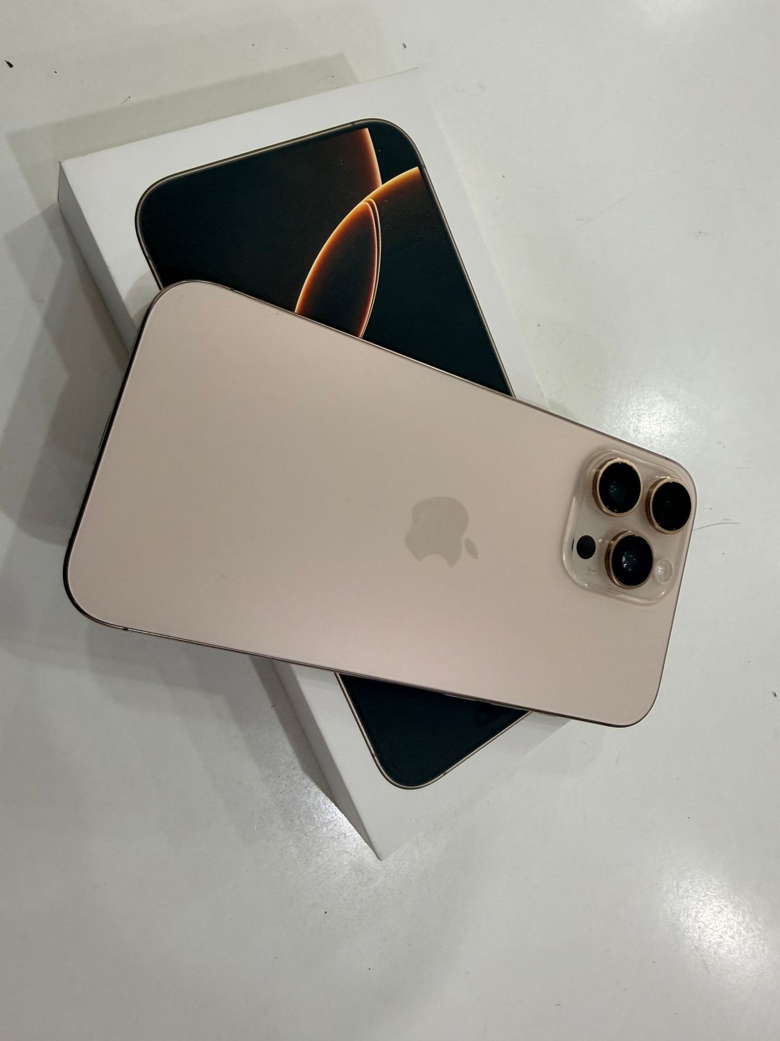 ​iphone 16 pro max 1TB GOLD  usato