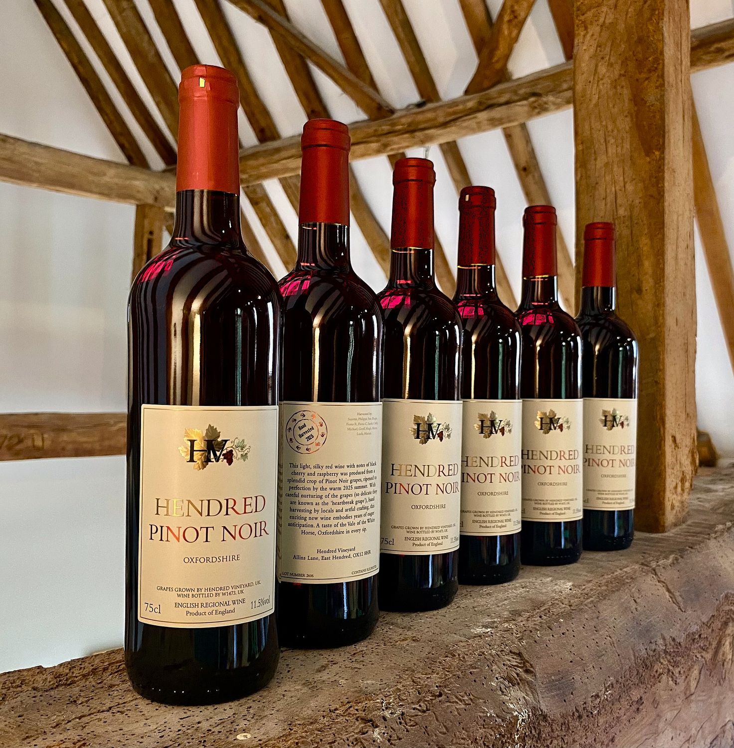 Case of 6 Hendred Red