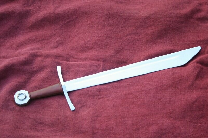 Falchion mit 8 eckigem Scheibenknauf - Falchion with octagonal disc pommel