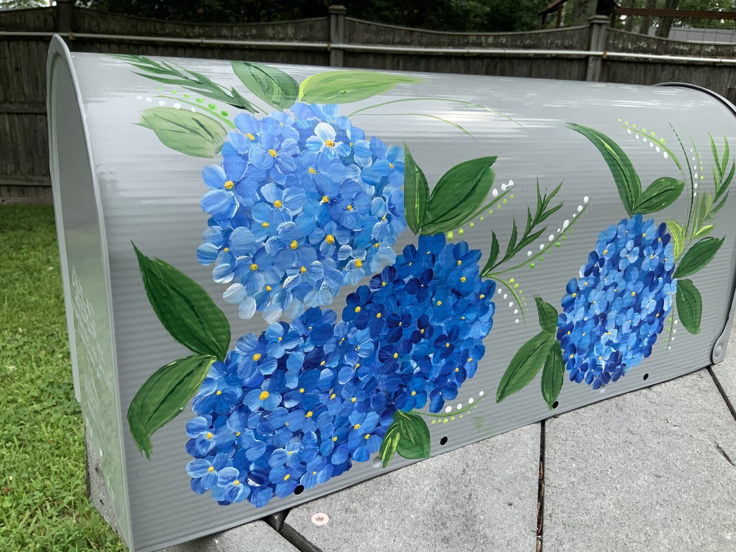 Custom painted Mailbox, hand painted hydrangeas