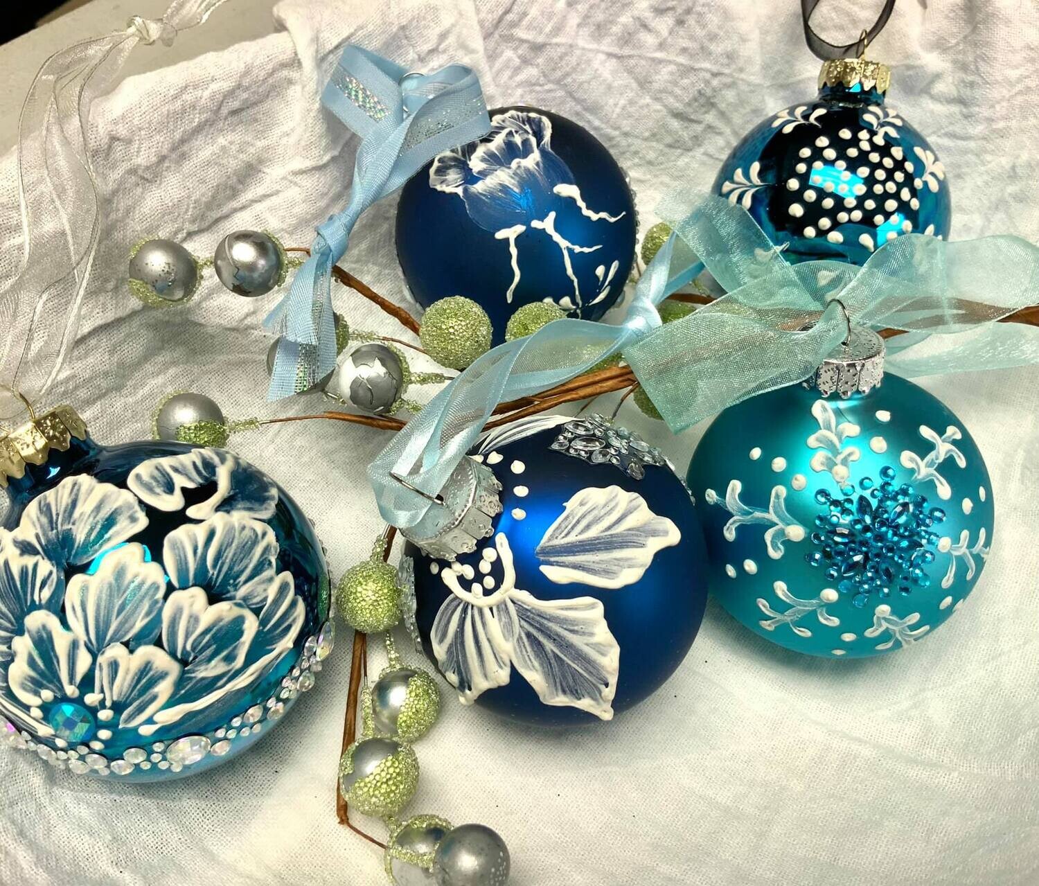 Royal Blue, textured ornaments, victorian style set of 5