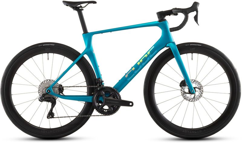 Vélo de route Cube Agree C62 PRO