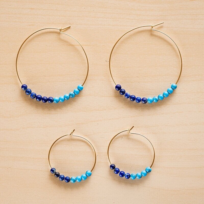 Petites créoles Lapis Lazuli & Howlite Bleue sur Or 14k gold-filled