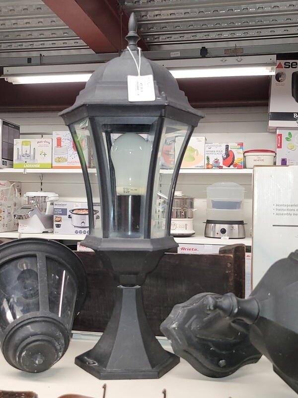 LAMPADAIRE EXTERIEUR