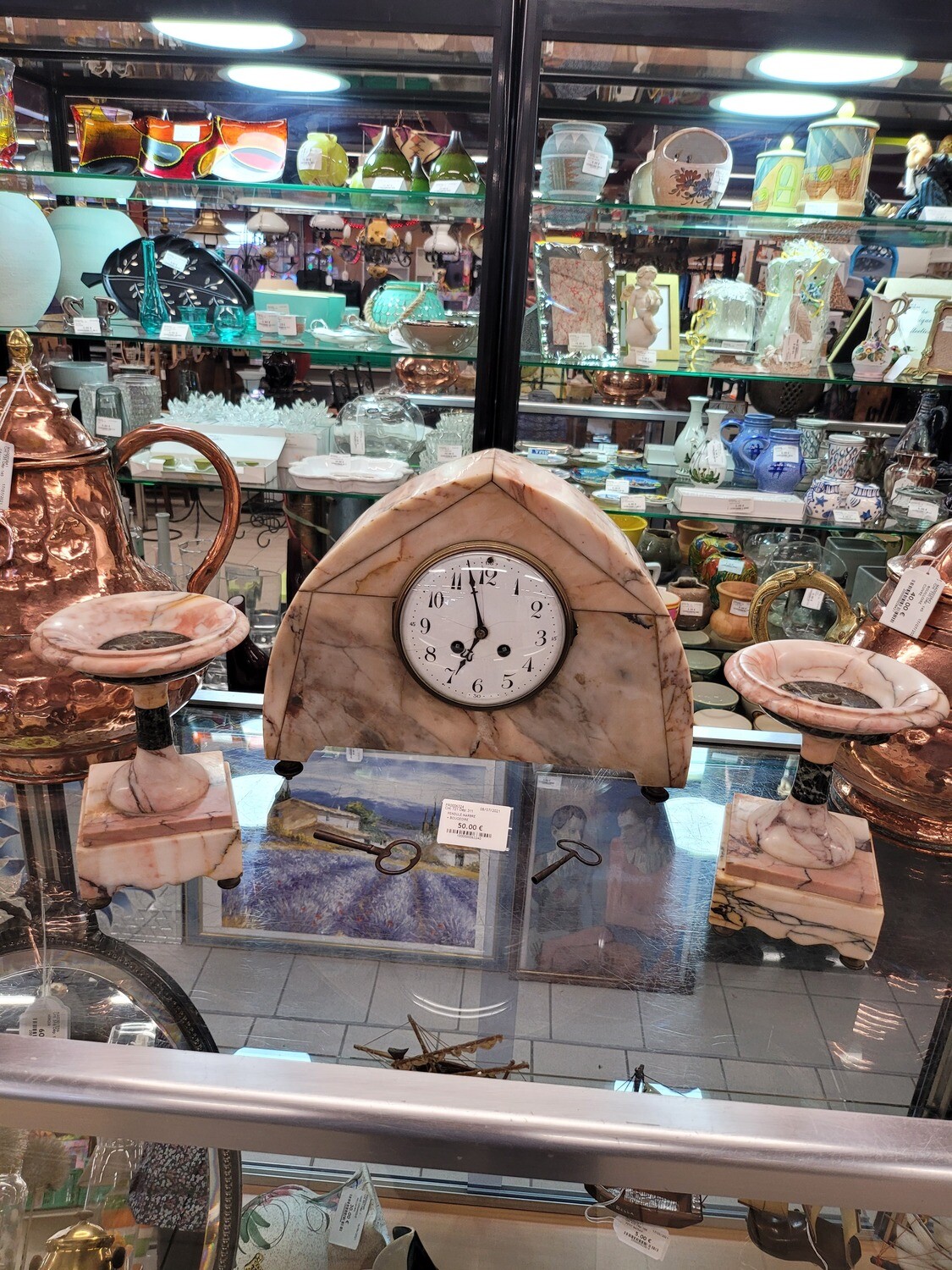 PENDULE ET SES 2 BOUGEOIRES EN MARBRE