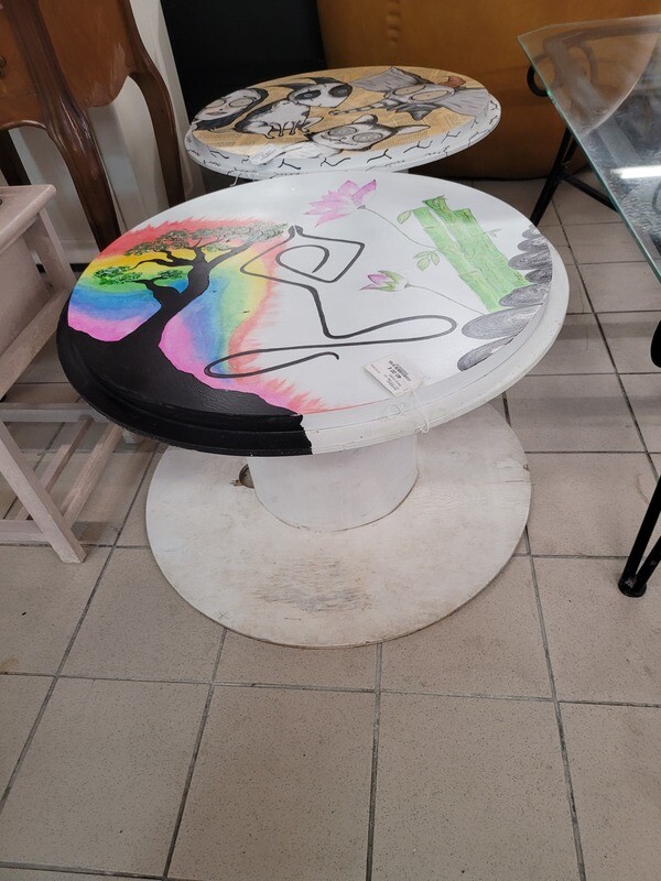 TABLE TOURET FAIT MAIN