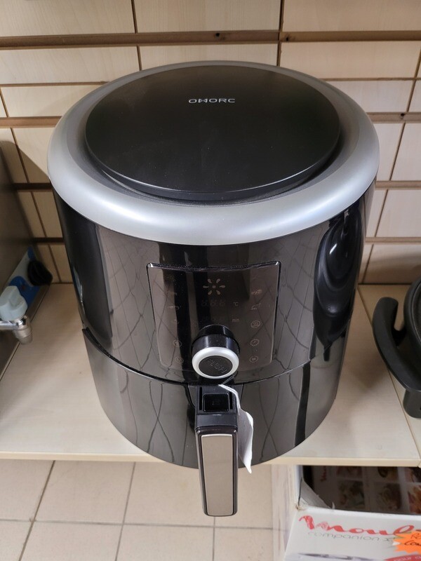 GRANDE FRITEUSE NEUVE SANS HUILE AMORC