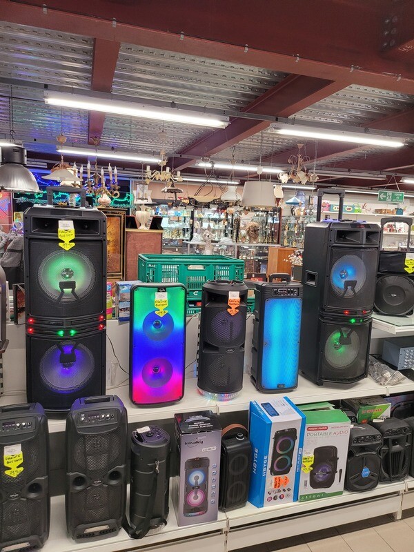 ENCEINTE BLUETOOTH TROLLEY DE 400 A 1000 WATTS