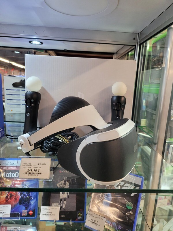CASQUE VR + 2 MANETTES