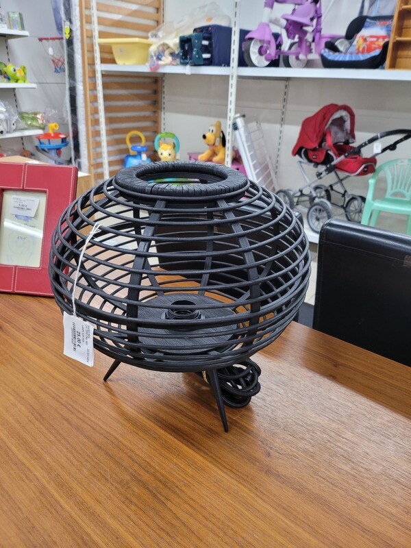 LAMPE SUR PIED