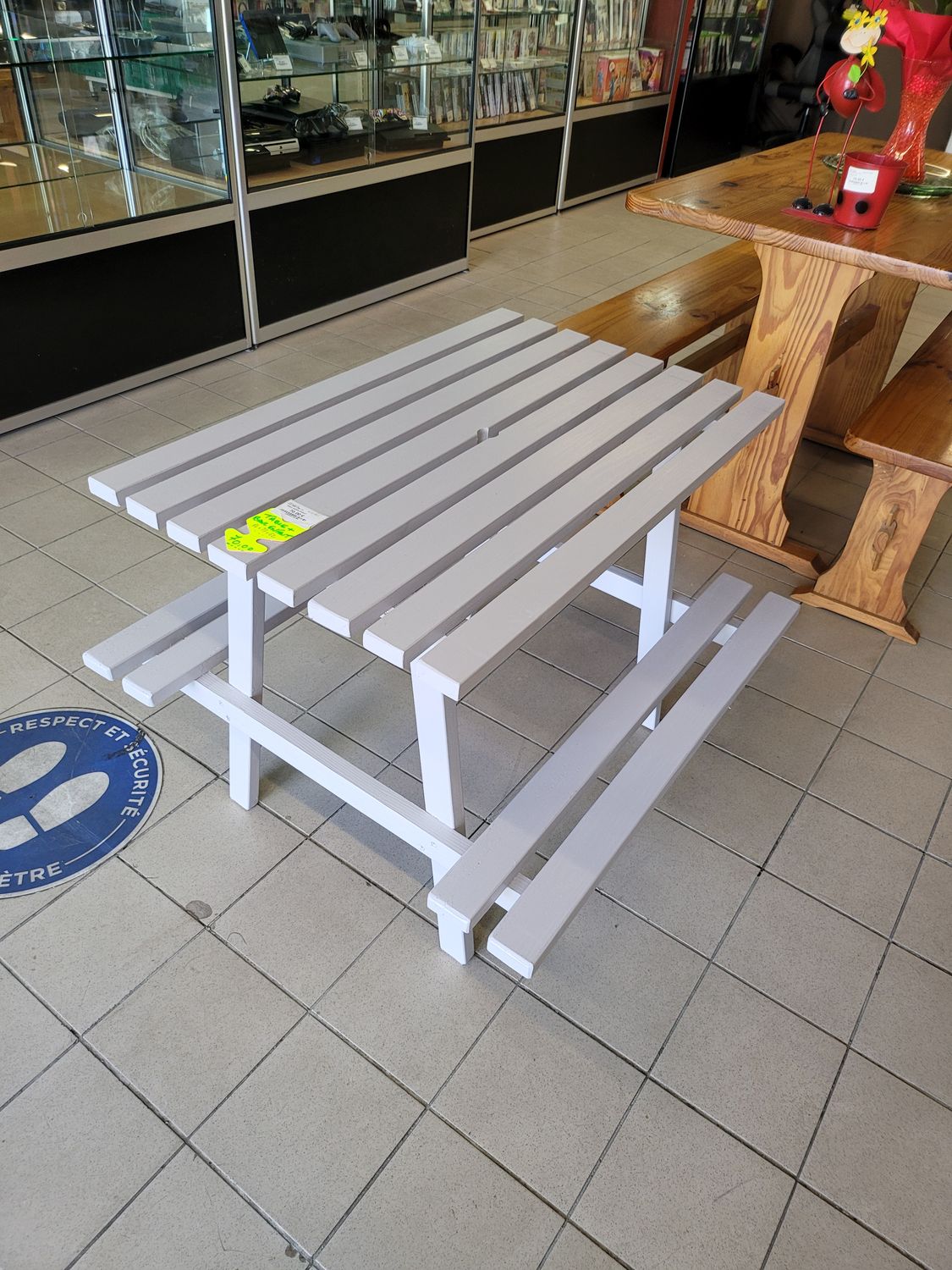 TABLE JARDIN ENFANT 84 X 77 X 62