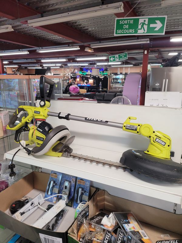 COUPE BORDURE ELECTRIQUE RYOBI A FIL