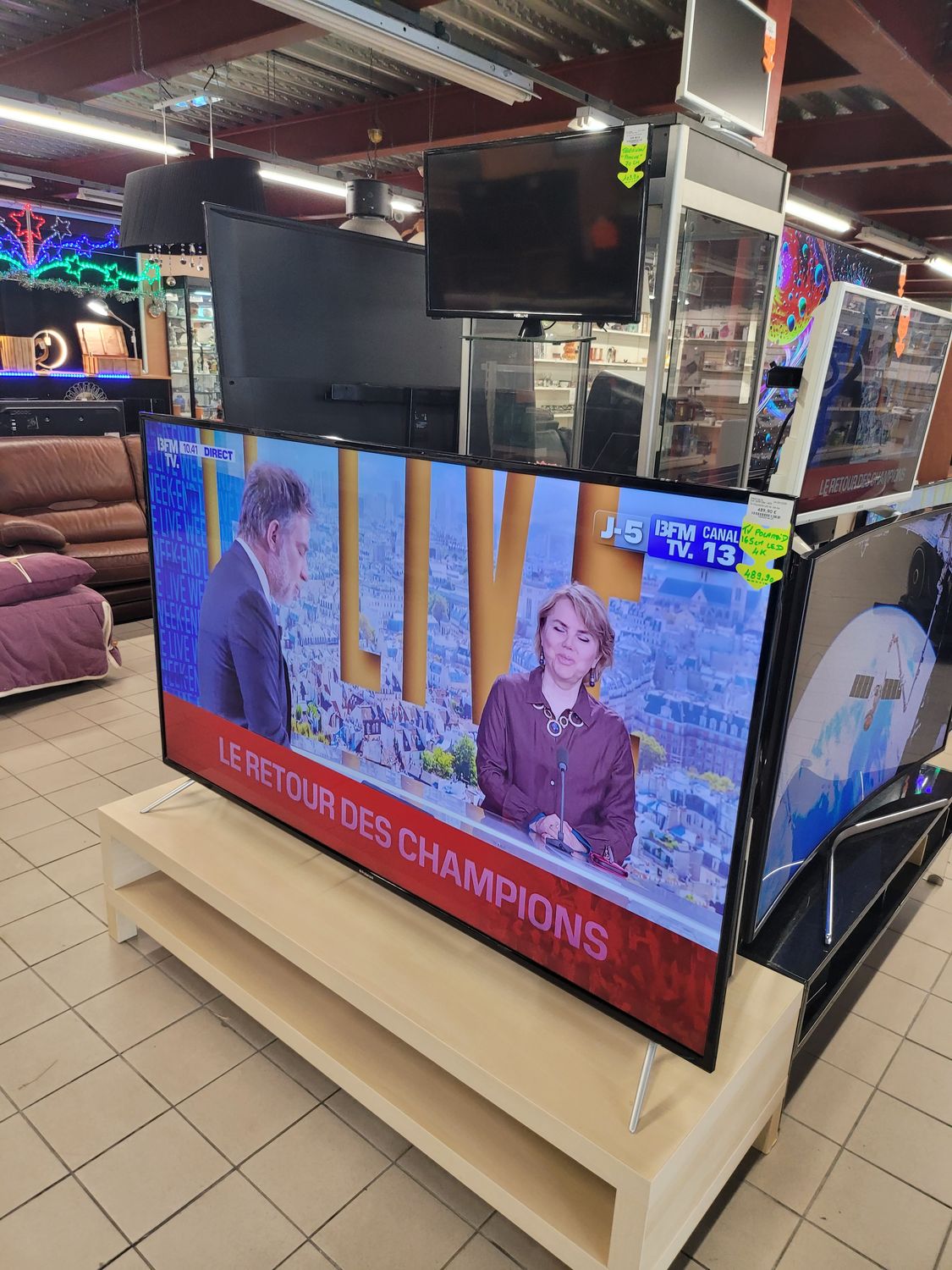 TV POLAROID LED 4K HD 165 CM