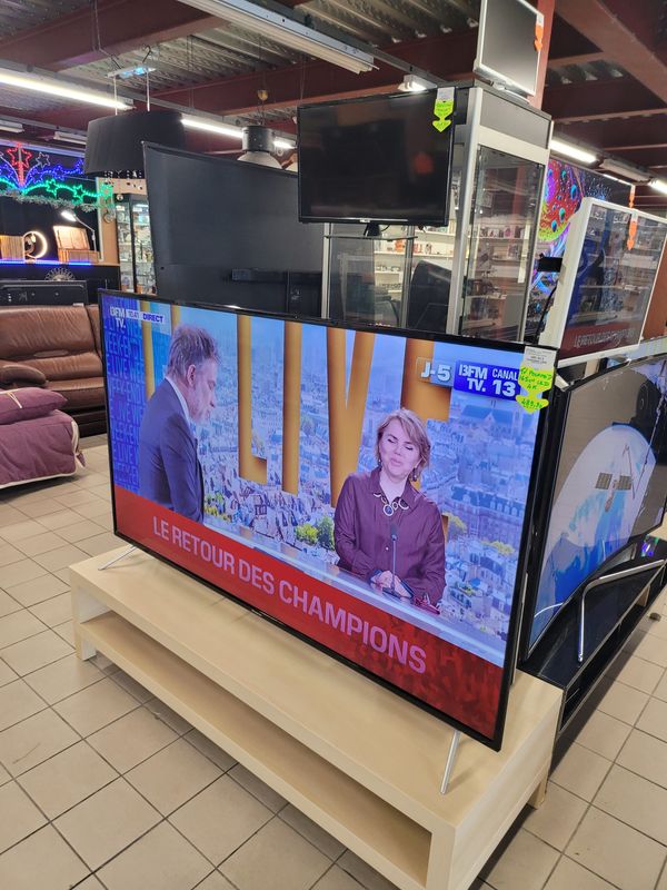 TV POLAROID LED 4K HD 165 CM
