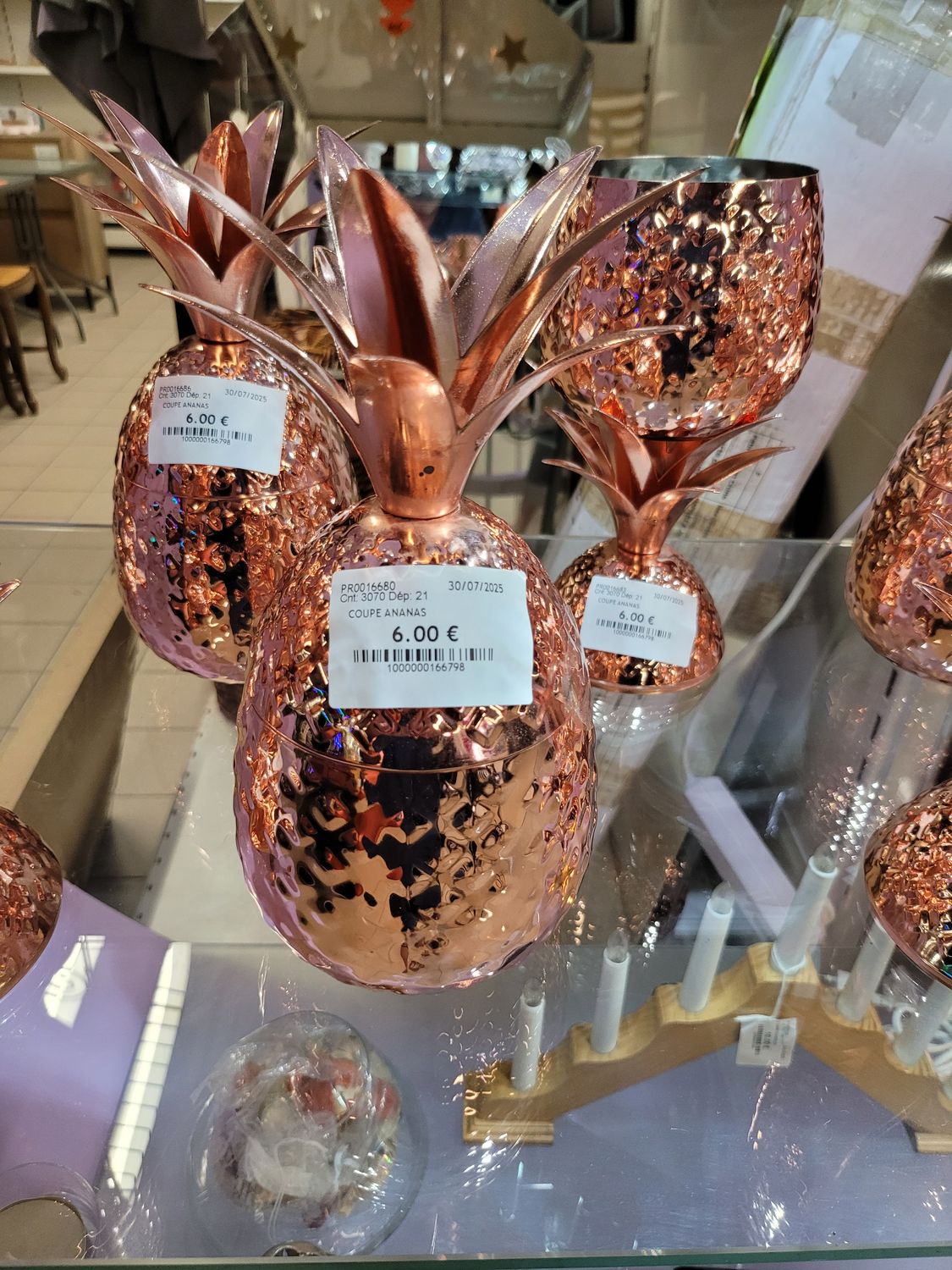 COUPE ANANAS NEUVE