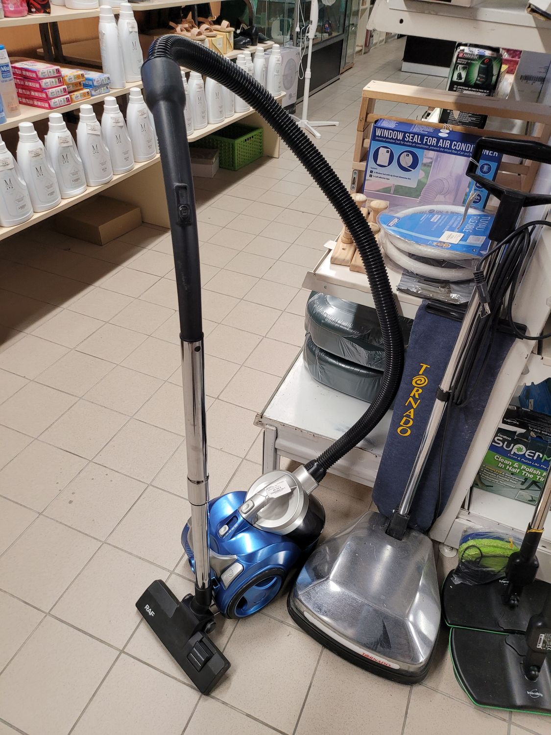 ASPIRATEUR SANS SAC