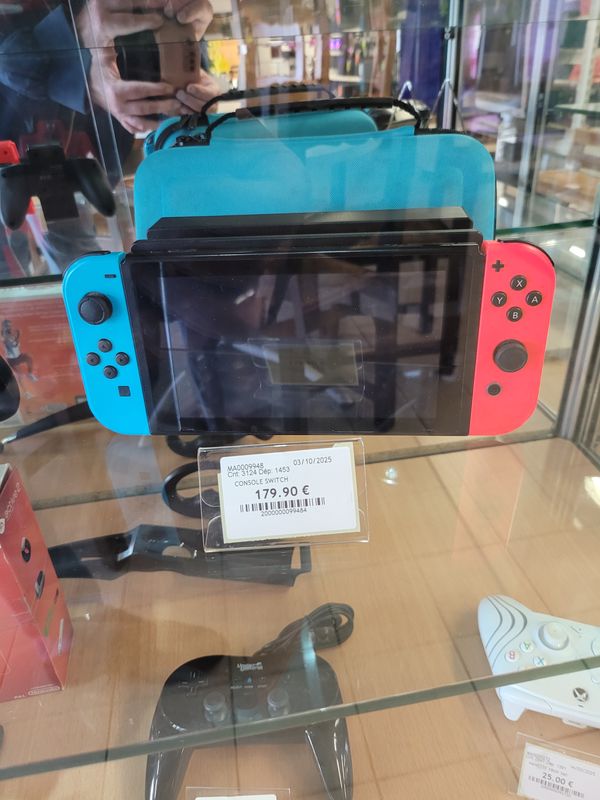 CONSOLE SWITCH COMPLETE