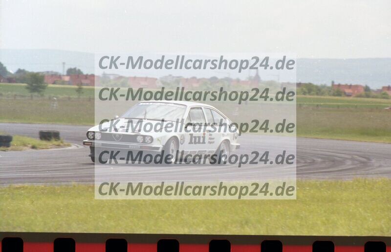 Motorsportbilder Wunsdorf 10.06.1984, Deutsche Produktionswagen Meisterschaft Alfa Startnummer 15 Motorsportbilder Wunsdorf 10.06.1984, Deutsche Produktionswagen Meisterschaft Alfa Startnummer 15