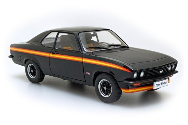 Opel Manta A Black Magic