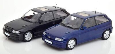 Opel Astra Set, 1 x schwarz und 1 x blau