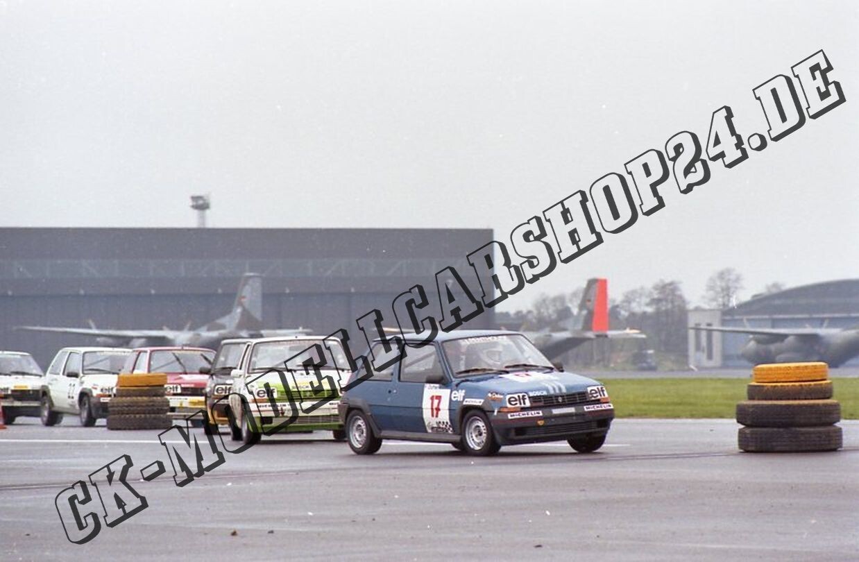 Diepholz Flugplatz 19-21.07.1985 R 5 Pokal Startnummer 17 vor den Verfolgern