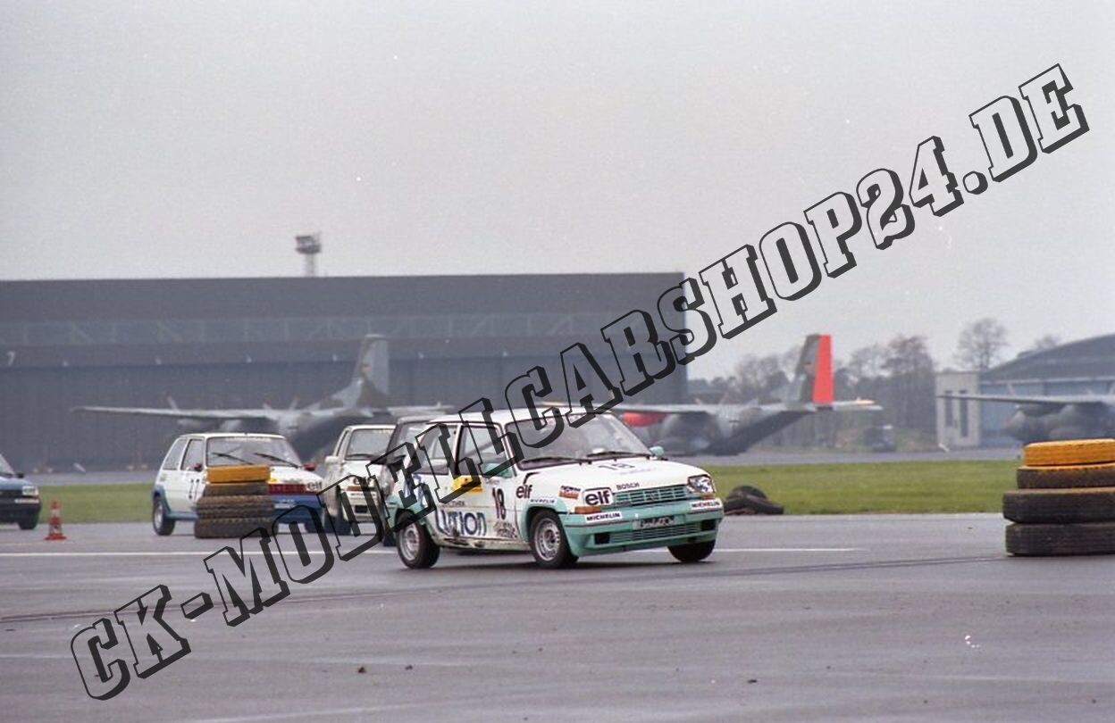Diepholz Flugplatz 19-21.07.1985 R 5 Pokal Startnummer 18 vor den Verfolgern