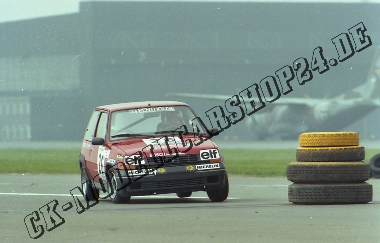 Diepholz Flugplatz 19-21.07.1985 R 5 Pokal Startnummer 26 vor den Verfolgern