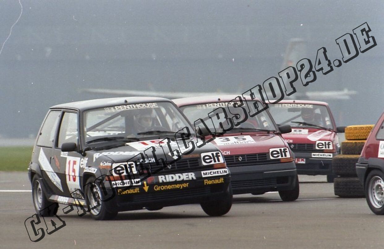 Diepholz Flugplatz 19-21.07.1985 R 5 Pokal Startnummer 15 +35  vor den Verfolgern