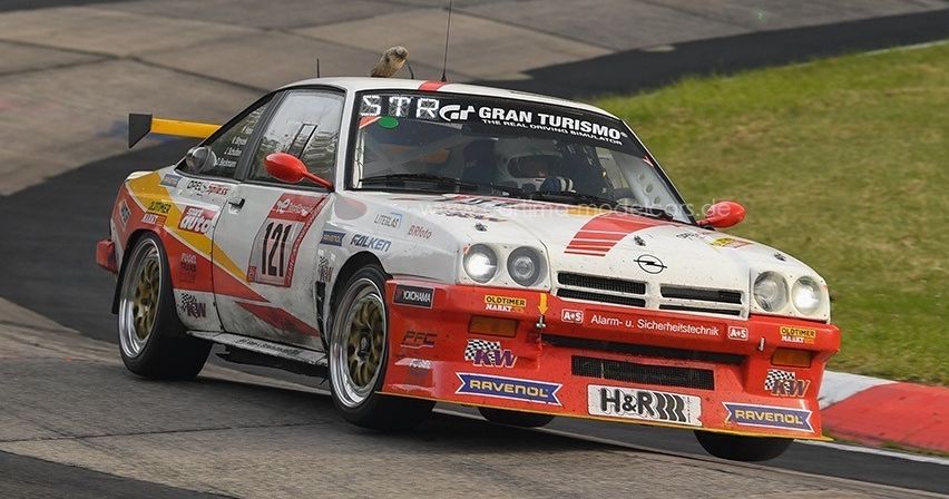 Opel Manta B 24h Rennen 2023 lim. 300 Stück Startnummer 121