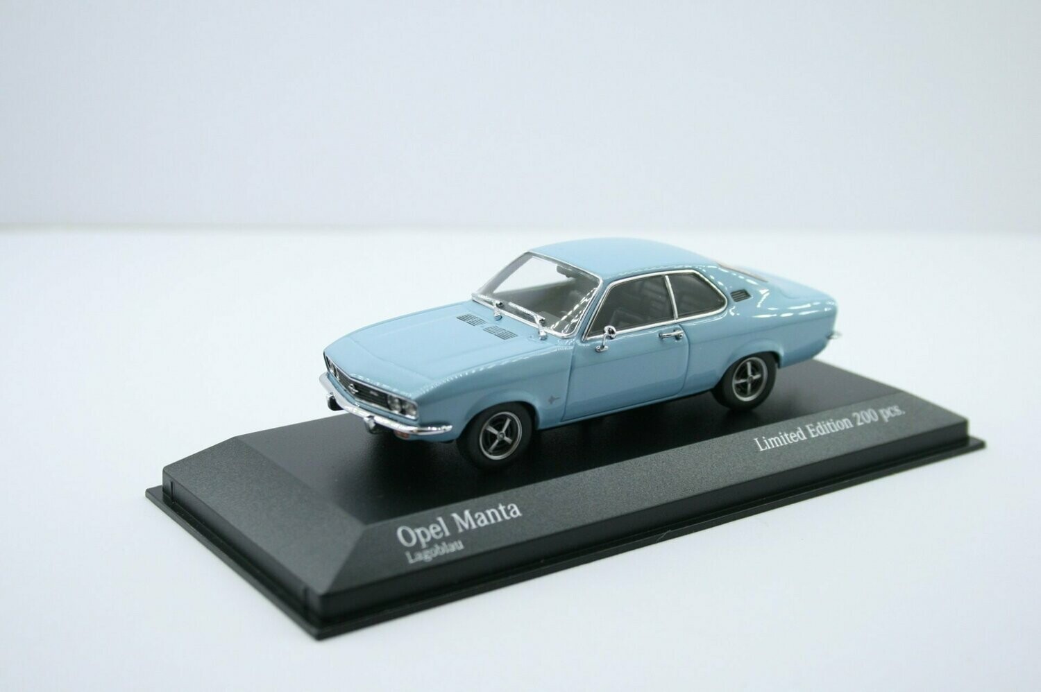 Opel Manta A 1/43 lago blau limitiert 125 Stück FAST AUSVERKAUFT !!!
