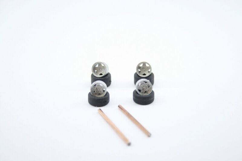 ATS 5 Stern 2 Stück Felgen 7 x 13 + 2 Stück Felgen 8 x 13 + 4 Reifen und 2 Achsstiften ATS 5 Stern 2 Stück Felgen 7 x 13 + 2 Stück Felgen 8 x 13 + 4 Reifen und 2 Achsstiften