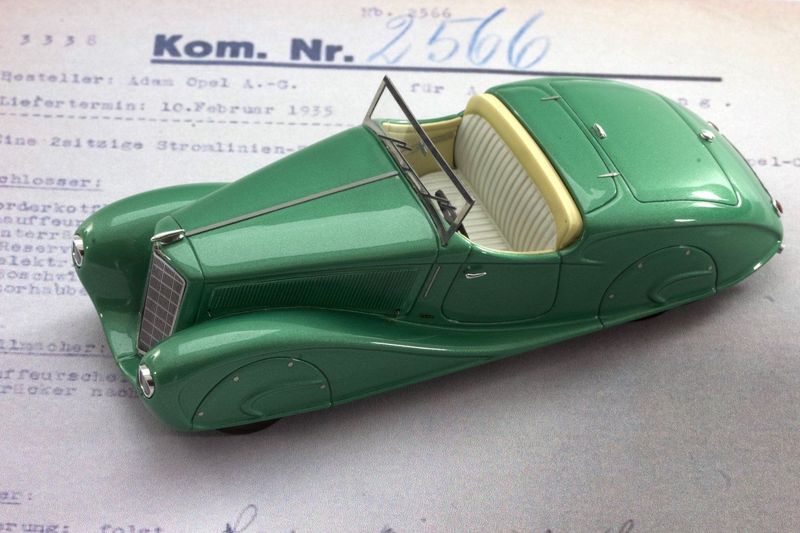 1935 Opel 2 Liter Stromlinien-Sport-Roadster / Auflage 200 Stück
