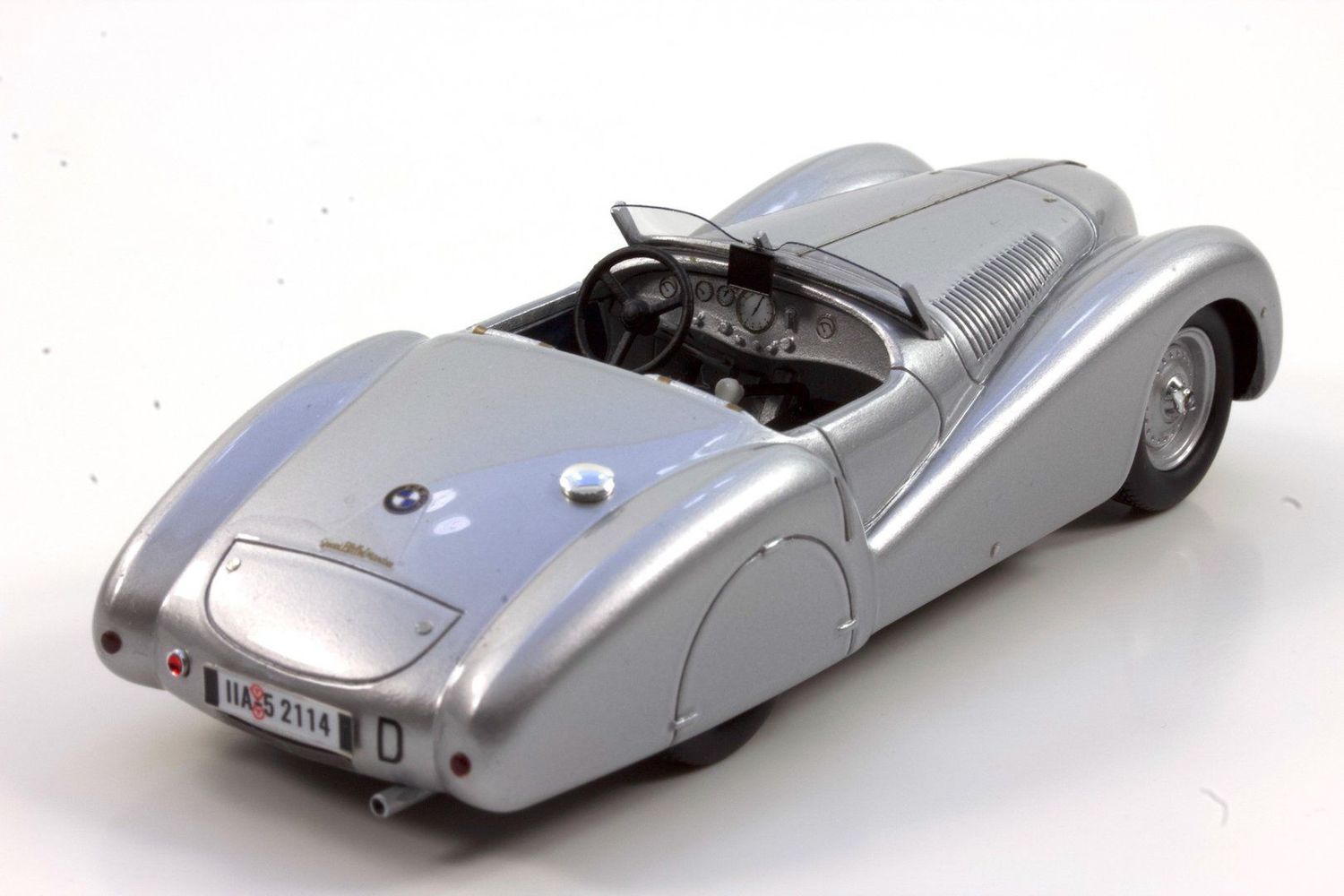 1940 BMW 328 „Bügelfalte-Roadster“ street-version / Auflage 100 Stück