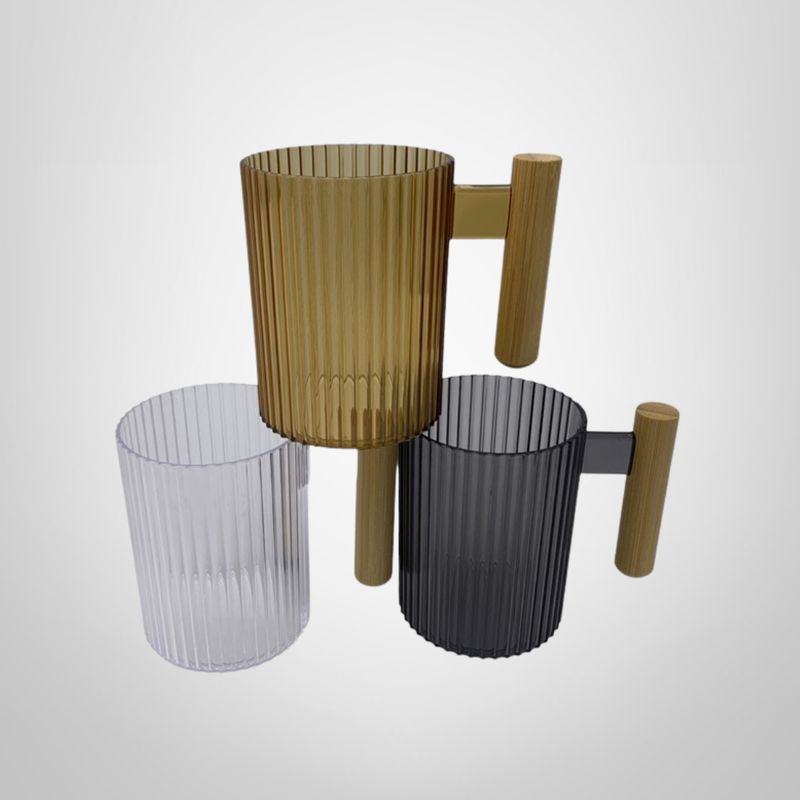 Taza de Acrilico c/Asa de Bambu  7,5x10cm