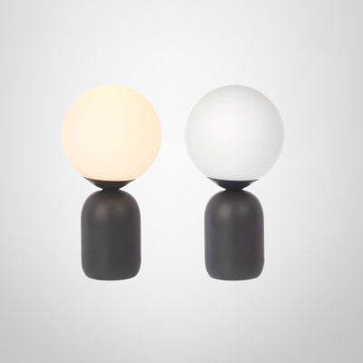 Lampara de Mesa Bola Negra